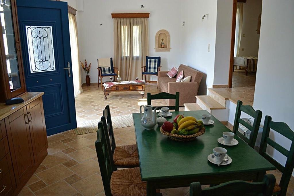 Villa Polymnia Emborios 外观 照片